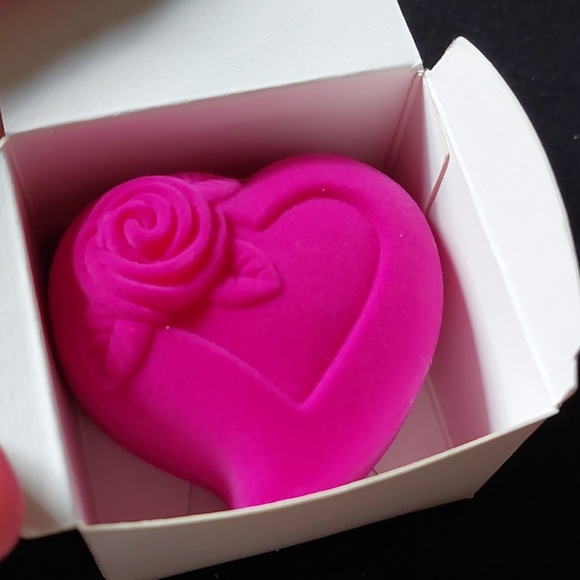 Avon NIB sterling 18" heart necklace - Picture 2 of 8